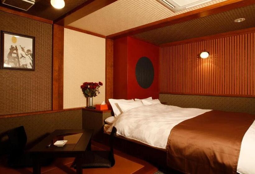 בית מלון כפרי K S Aba Adult Only