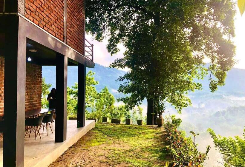 בית מלון כפרי Kandy Deck Chalets