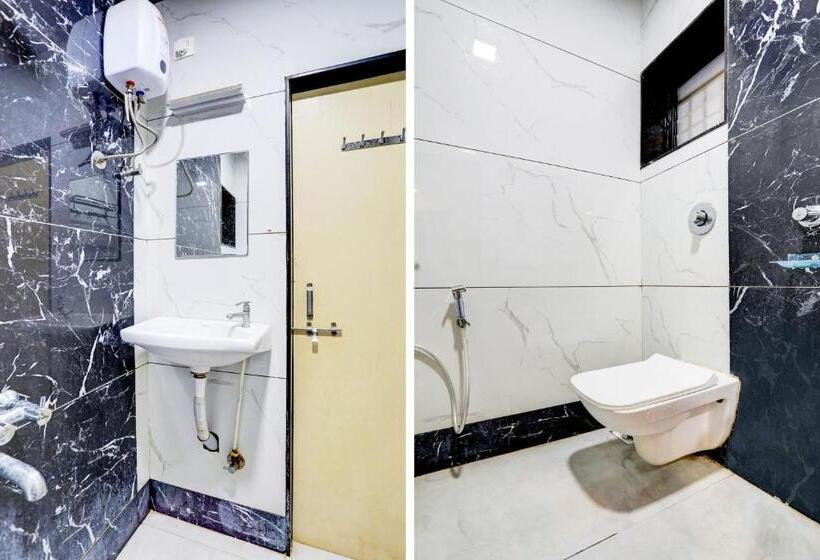 בית מלון כפרי Oyo Aamrai Resort