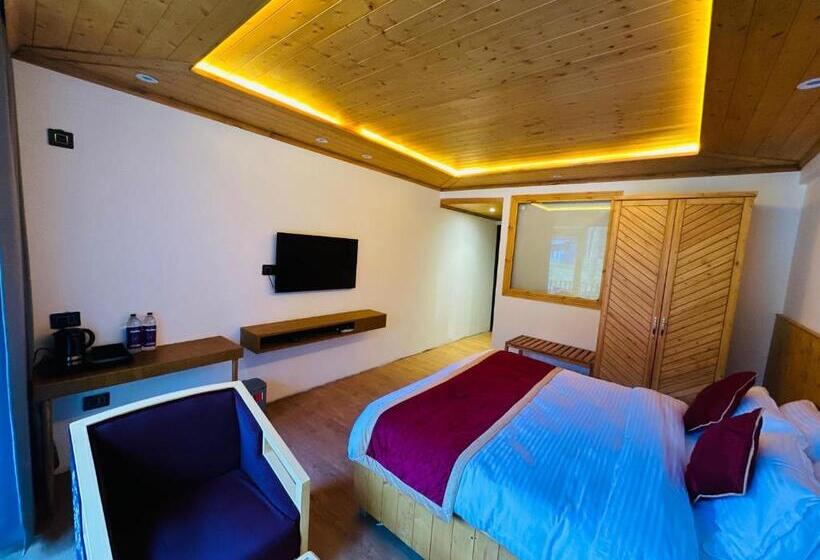 فندق Pine Heritage