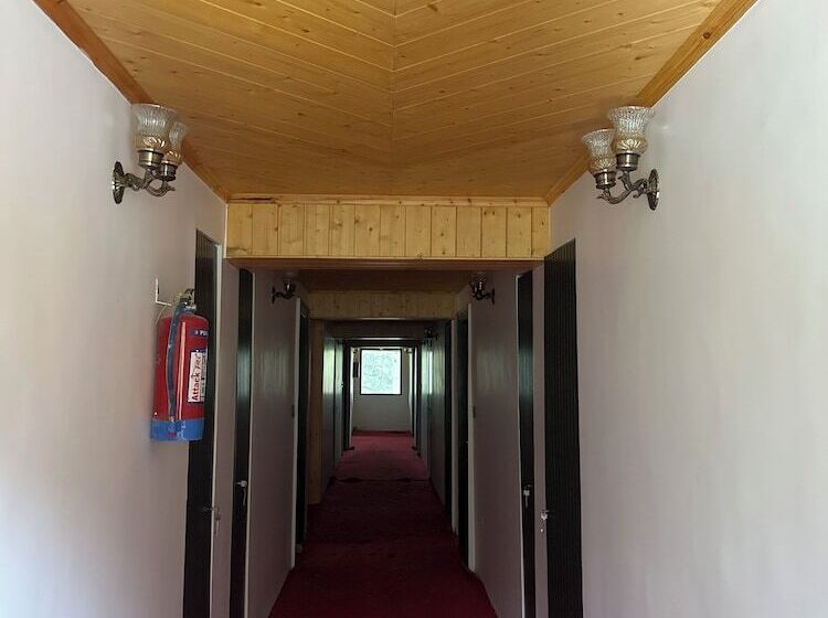 فندق Pine Heritage