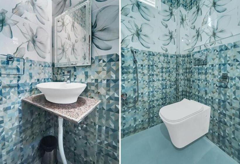 Отель Precision Palace