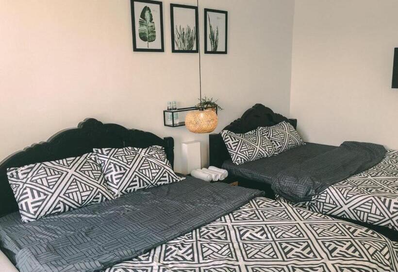 هتل Quốc Vương