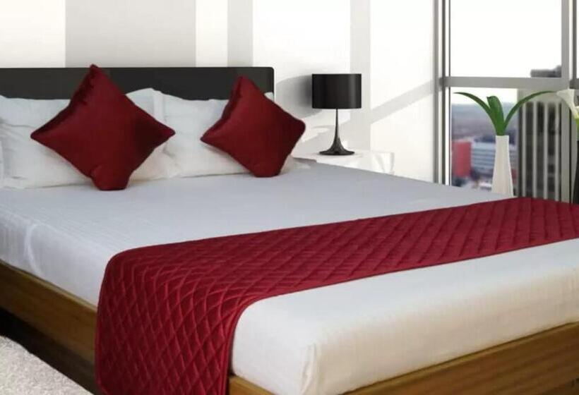 فندق Sahyadri Resort Naneghat