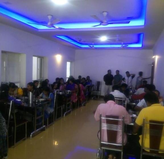 酒店 Sandal Breeze