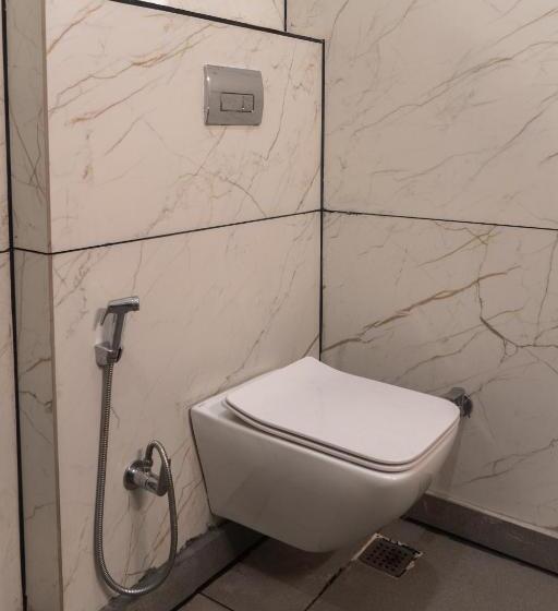 هتل Sandane Homes