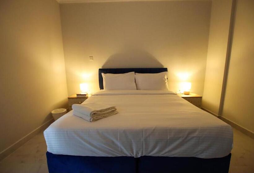 هتل Star Night Apartments