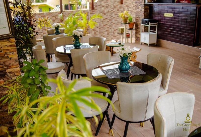 فندق The Green Royal