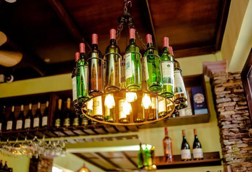 فندق The Green Royal