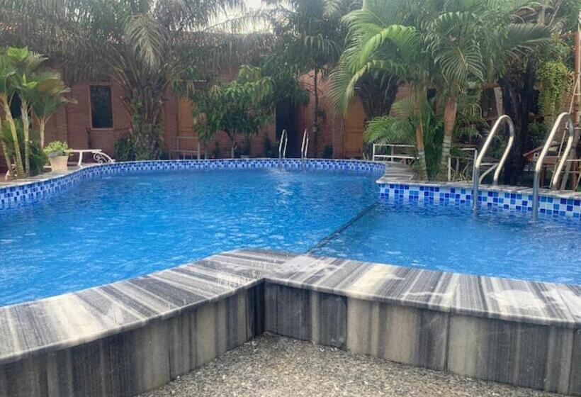 هتل The Lana Ho Tram Homestay