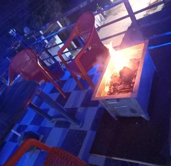 ホテル The Lap Of Himalayas Homestay