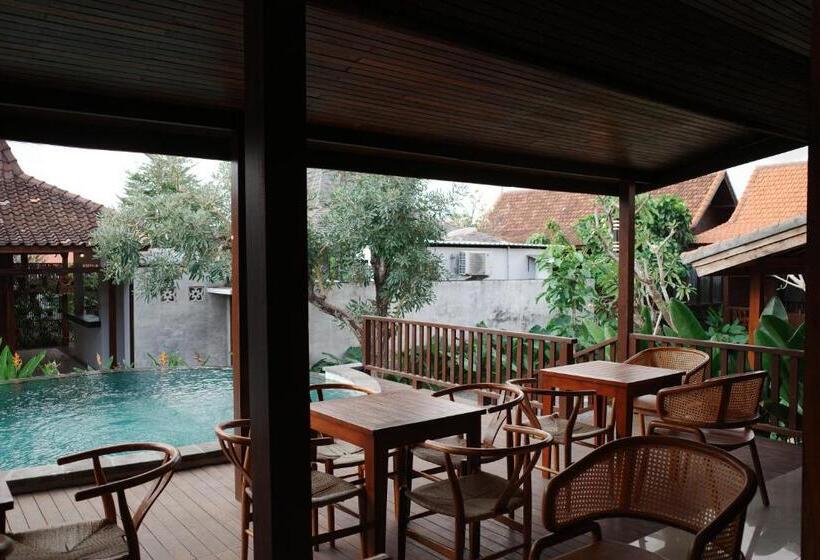 호텔 The Riang Villa