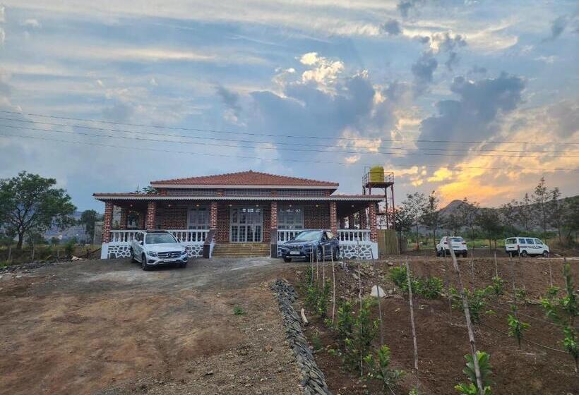 호텔 The Windsor Villa By Parisha Farm