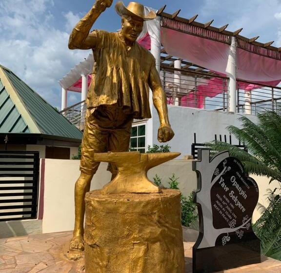 ホテル Tongor Royal Resort