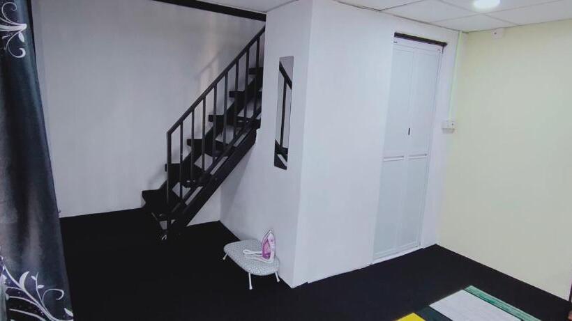 ホテル Village View Cottage Roomstay