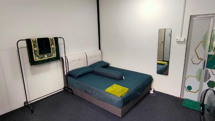 ホテル Village View Cottage Roomstay