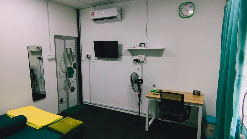 ホテル Village View Cottage Roomstay