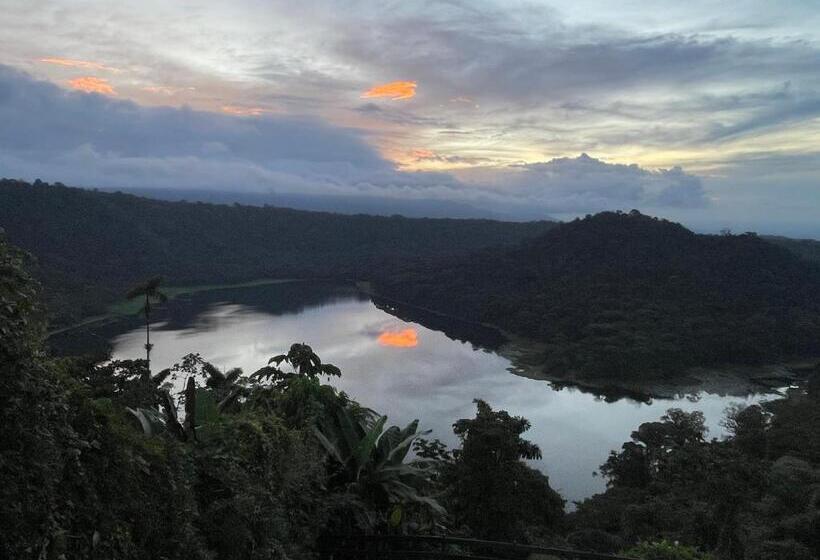 فندق Volcan Hule Lodging