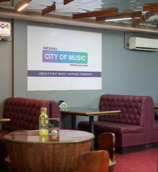 בית מלון כפרי Wandr City Of Music