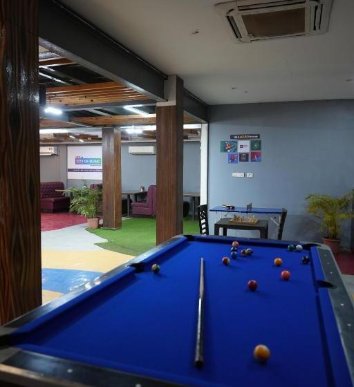 בית מלון כפרי Wandr City Of Music