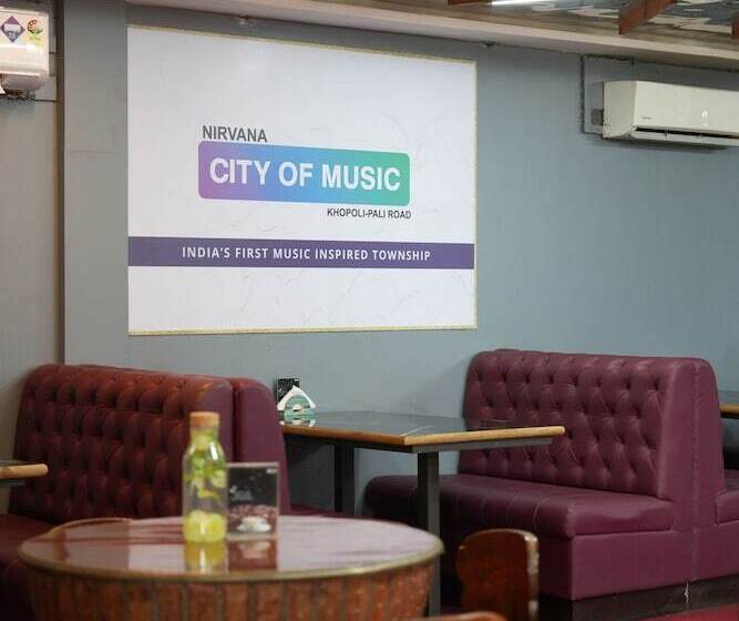 בית מלון כפרי Wandr City Of Music