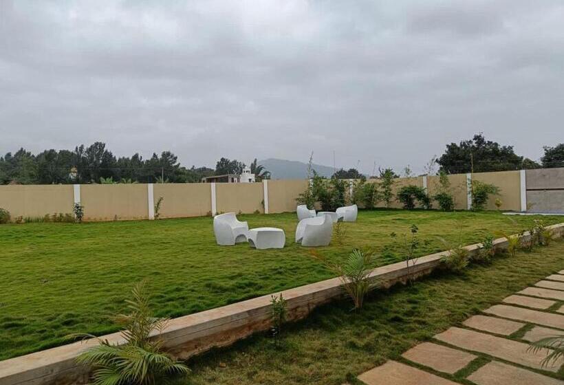 Отель Wuthering Heights