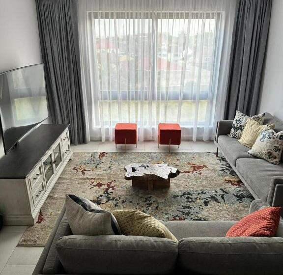 هتل Zan Estates & Decor