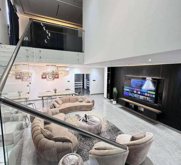 هتل Zan Estates & Decor