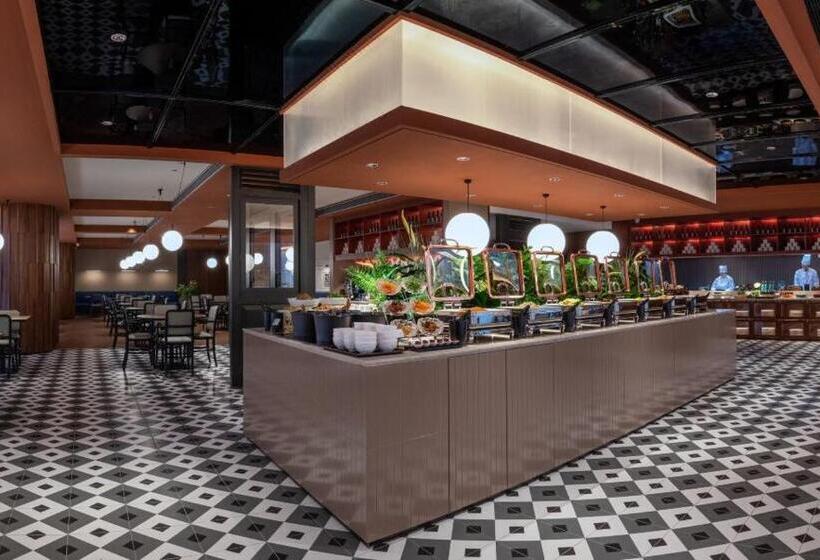 Intercity Hotel Jinan West Station International Convention And Exhibition Centre