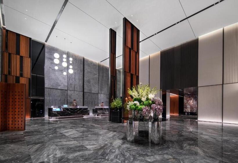 Intercity Hotel Yantai Binhai Square