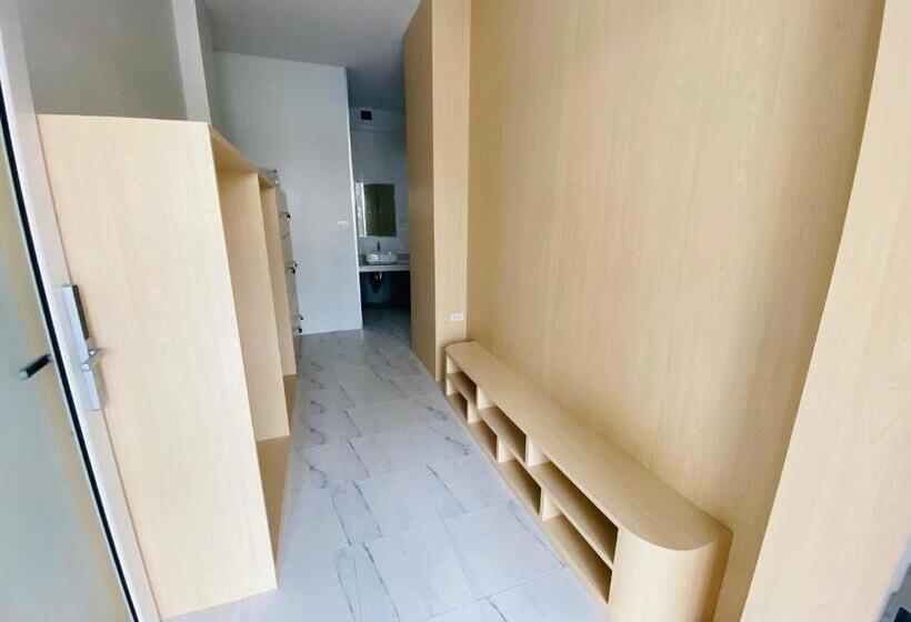 Mellowdee Female Hostel เมลโลดี โฮสเทลหญิง 女旅社