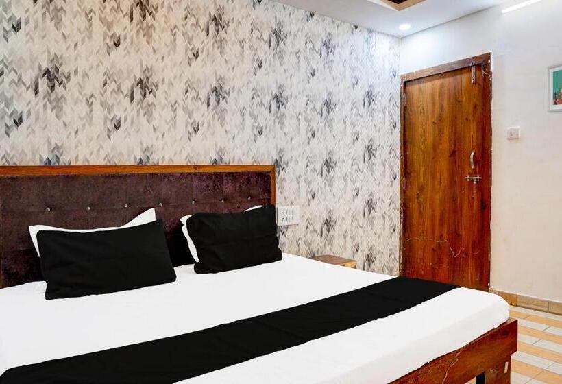 Oyo Shyam Palace Hotel And Restaurant