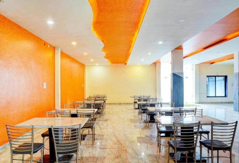 Oyo Shyam Palace Hotel And Restaurant