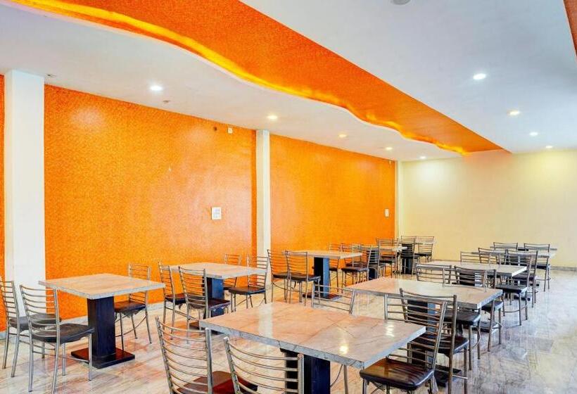 Oyo Shyam Palace Hotel And Restaurant