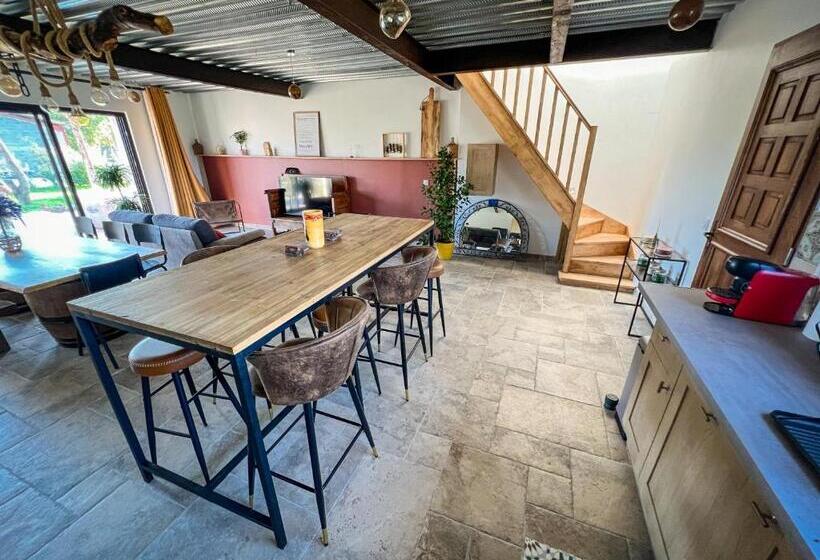 Пансион Au Milieu Des Vignes