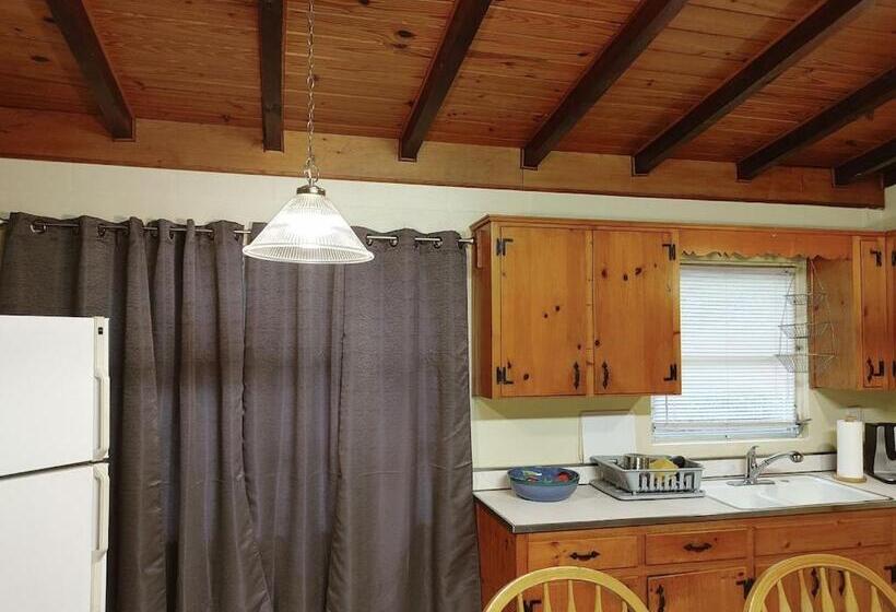 بنسيون Aunt Inez Inn