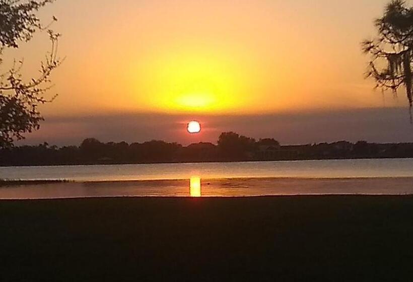 بنسيون Aunt Inez Inn