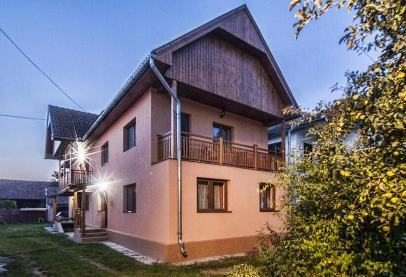 بنسيون Casa Finna