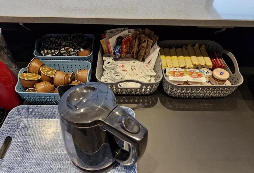 פנסיון Chill 12 Guest House