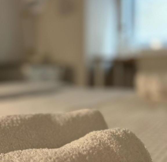 پانسیون Quartos Em Adorável Acomodação Partilhada Na Baixa De Lisboa