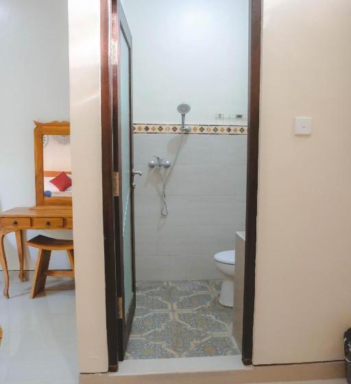 פנסיון D Sila House