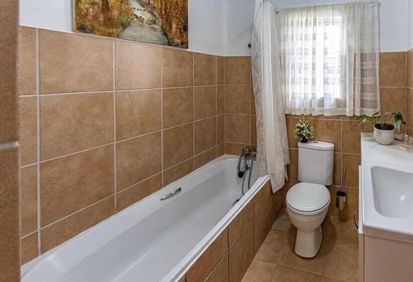 פנסיון Derust Danabay Accomodation