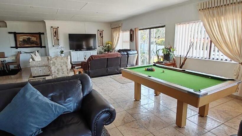 פנסיון Derust Danabay Accomodation