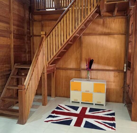 ペンション Dewana Villa Balad