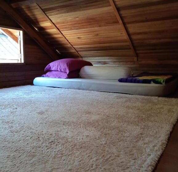 ペンション Dewana Villa Balad