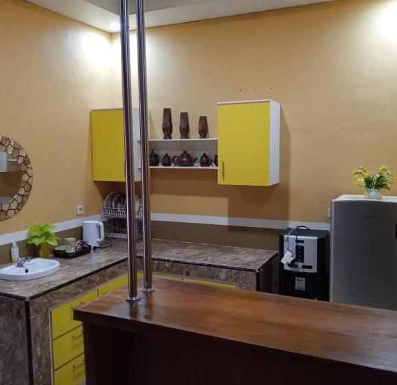 ペンション Dewana Villa Balad