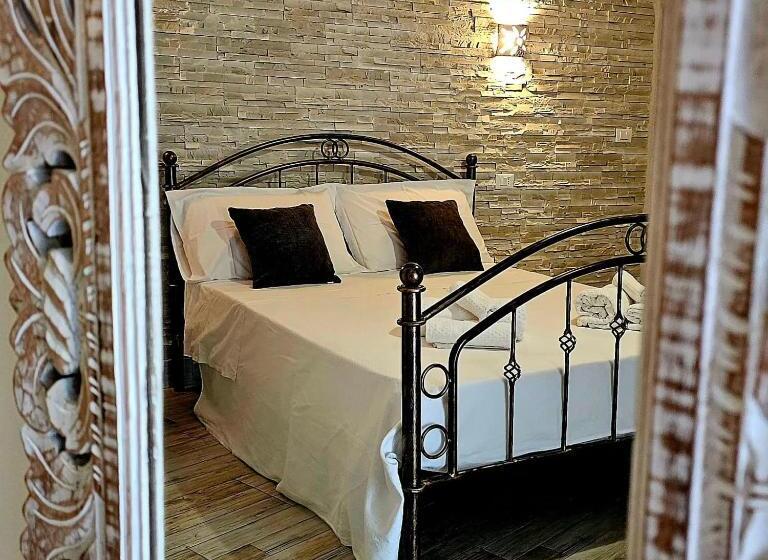 פנסיון Giojas   Camera Quadrupla In Centro