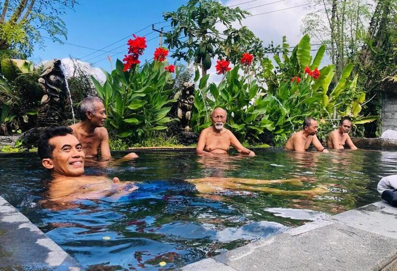 פנסיון Glamping With Hot Spring