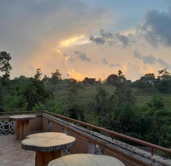 펜션 Lanka Peter S House Tourist Guest House And Restaurant