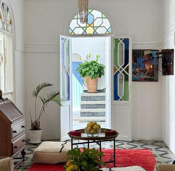 پانسیون Mar Y Montana House